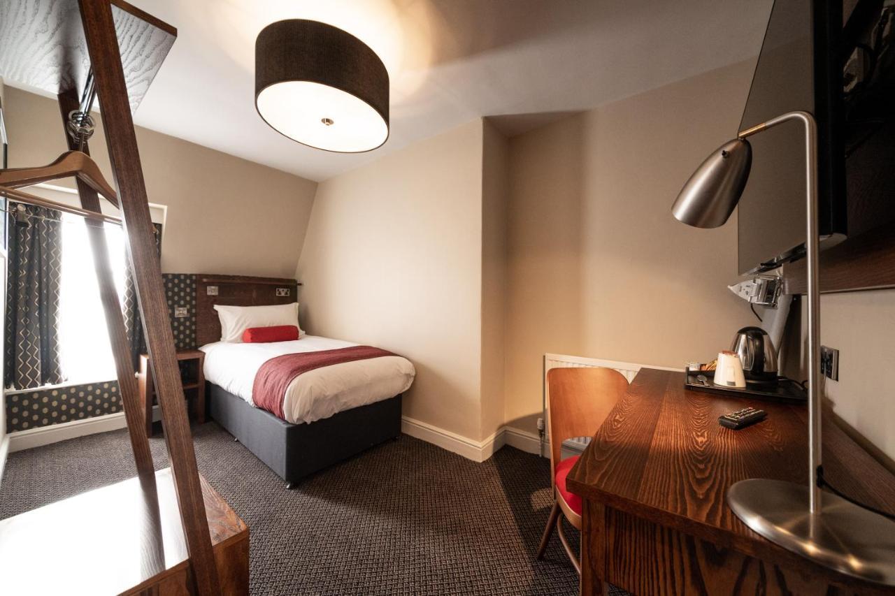 Miller & Carter Heaton Chapel By Innkeeper'S Collection Stockport Exteriör bild